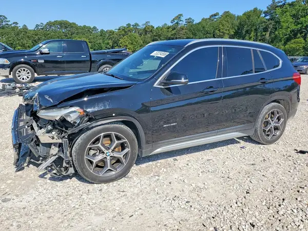 WBXHU7C39H5H35795 2017 BMW X1