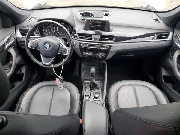 WBXHU7C39H5H37787 2017 BMW X1 - Image 8