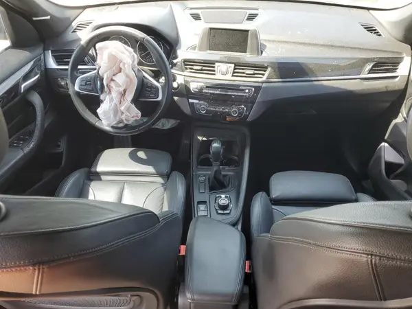 WBXHU7C39H5H38471 2017 BMW X1 - Image 8