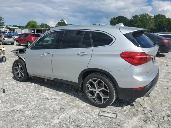 WBXHU7C39J3F04591 2018 BMW X1 - Image 2
