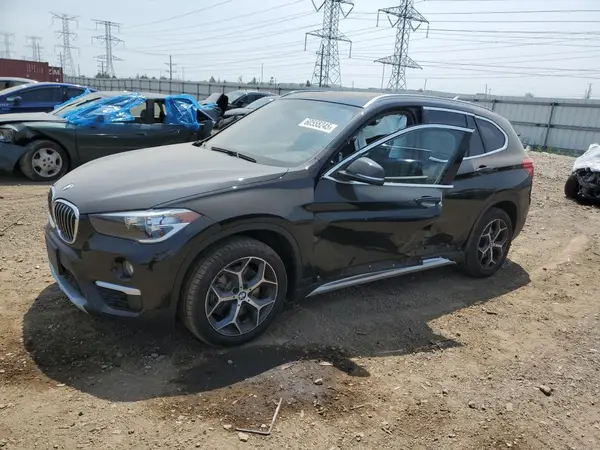 WBXHU7C39J3H43056 2018 BMW X1 - Image 1
