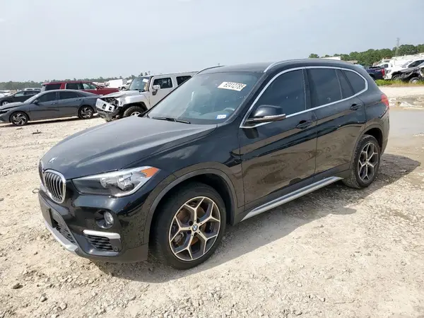WBXHU7C39J3H44143 2018 BMW X1 - Image 1