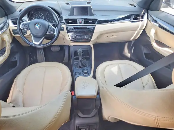 WBXHU7C39J5H45281 2018 BMW X1 - Image 8