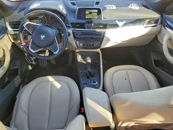 WBXHU7C39J5L05512 2018 BMW X1 - Image 8