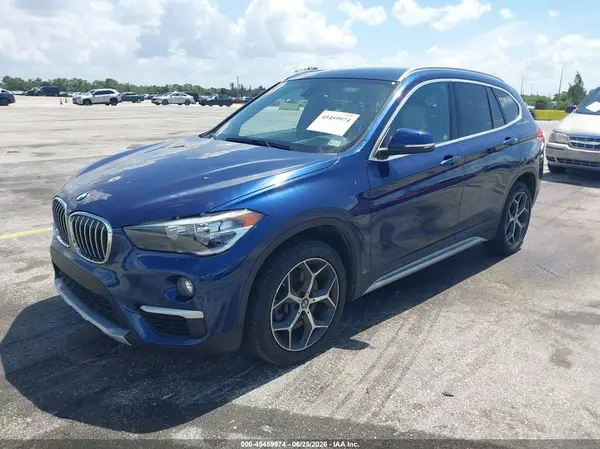 WBXHU7C39J5L08538 2018 BMW X1 - Image 2