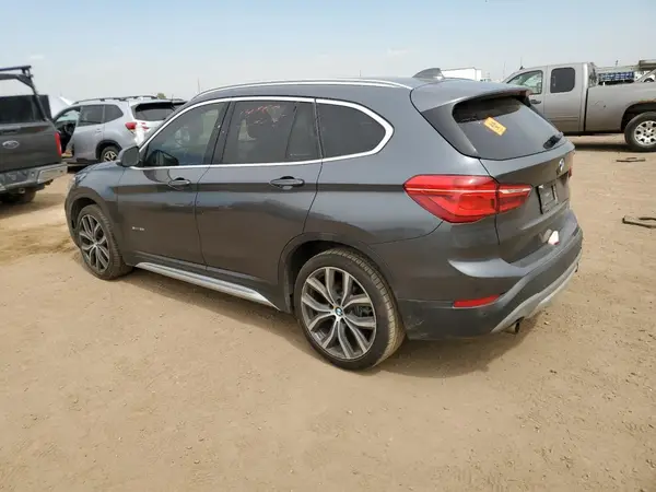 WBXHU7C3XH5H32601 2017 BMW X1 - Image 2