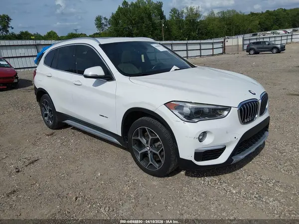 WBXHU7C3XH5H34400 2017 BMW X1 - Image 1