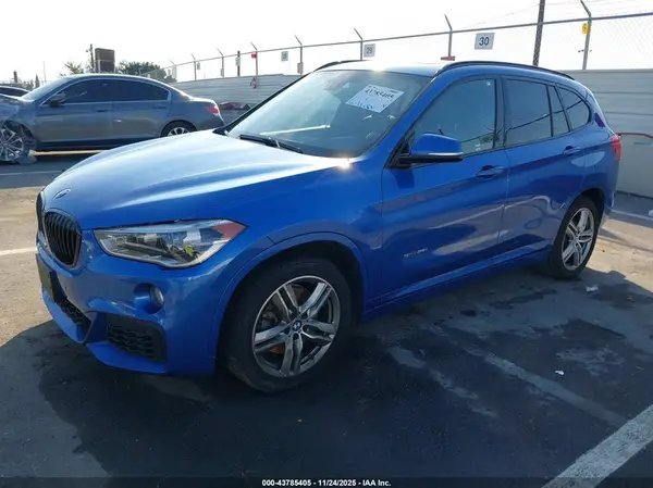 WBXHU7C3XH5H38088 2017 BMW X1 - Image 2
