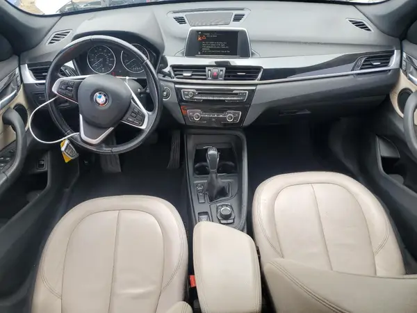 WBXHU7C3XHP924974 2017 BMW X1 - Image 8