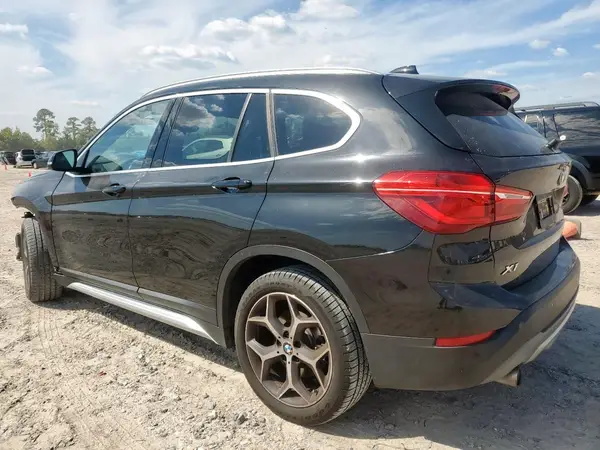 WBXHU7C3XJ3F04342 2018 BMW X1 - Image 2