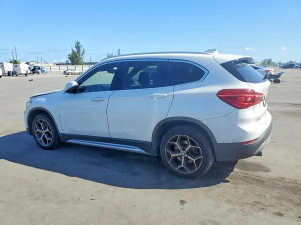 WBXHU7C3XJ3F04390 2018 BMW X1 - Image 2