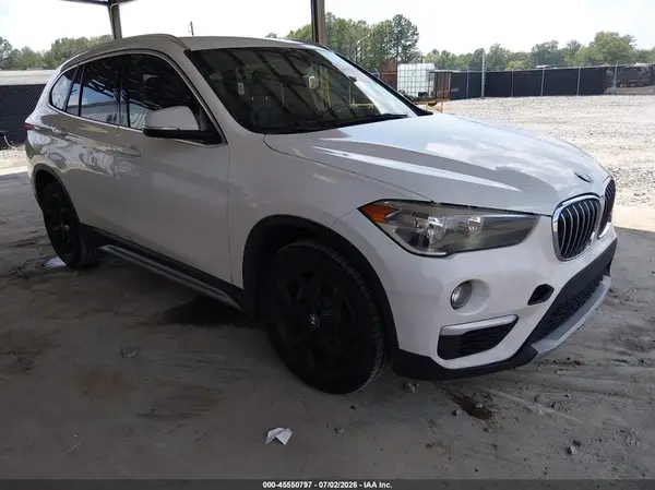 WBXHU7C3XJ3F04566 2018 BMW X1 - Image 1