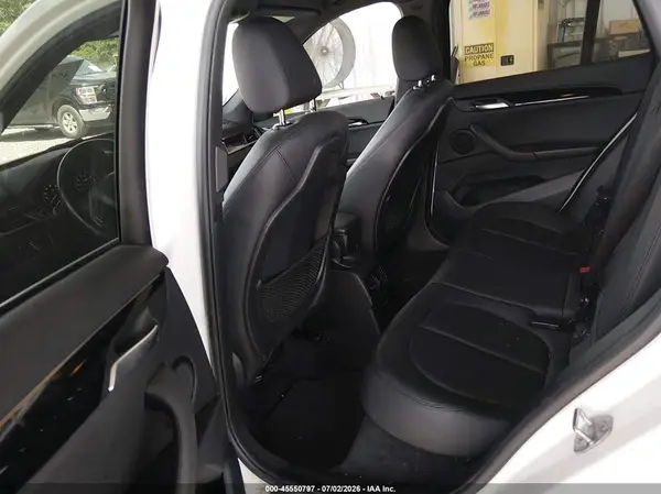WBXHU7C3XJ3F04566 2018 BMW X1 - Image 8