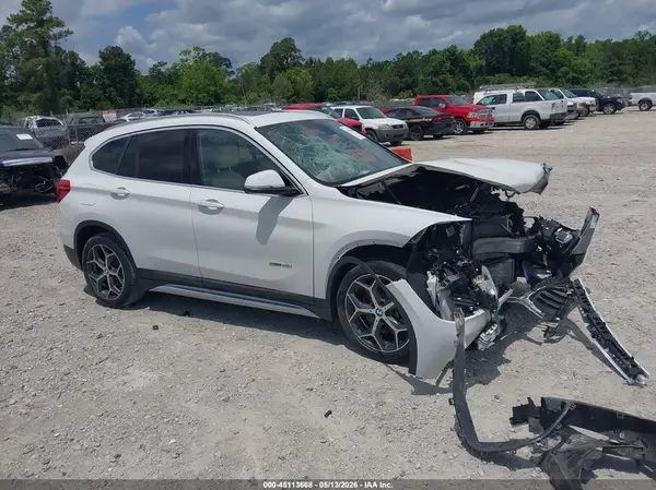 WBXHU7C3XJ5H39537 2018 BMW X1 - Image 1