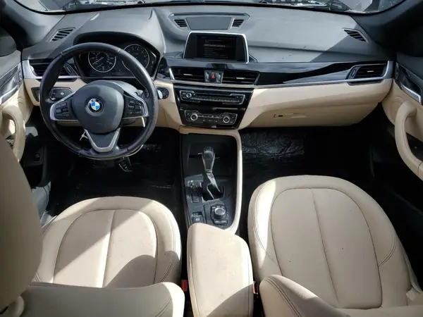 WBXHU7C3XJ5H39604 2018 BMW X1 - Image 8