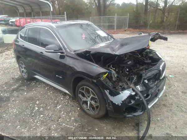 WBXHU7C3XJ5H39991 2018 BMW X1 - Image 1