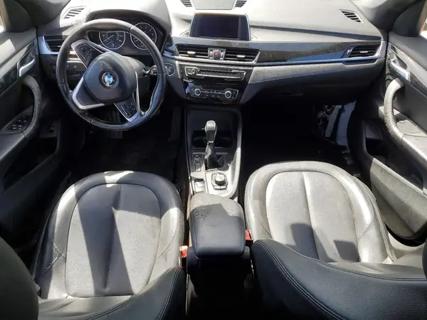 WBXHU7C3XJ5H40087 2018 BMW X1 - Image 8
