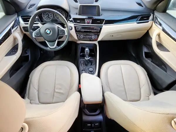 WBXHU7C3XJ5H40168 2018 BMW X1 - Image 8