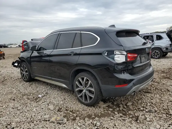 WBXHU7C3XJ5H41191 2018 BMW X1 - Image 2