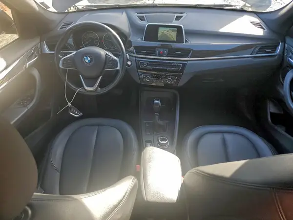 WBXHU7C3XJ5H42857 2018 BMW X1 - Image 8