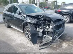WBXHU7C3XJ5H43233 2018 BMW X1
