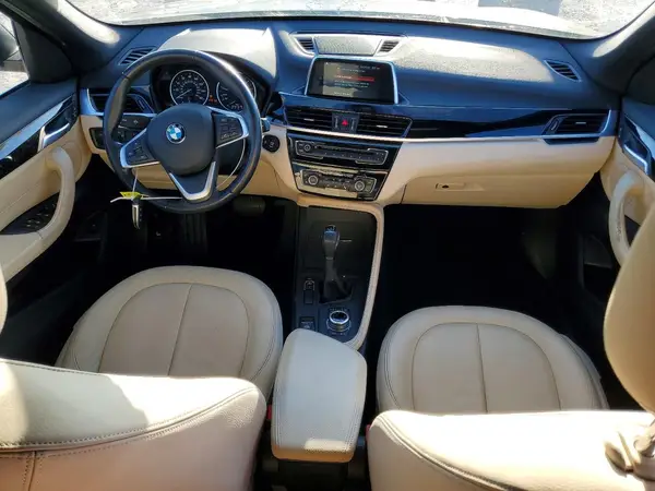 WBXHU7C3XJ5H43359 2018 BMW X1 - Image 8