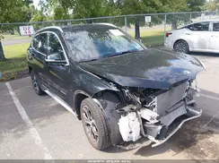 WBXHU7C3XJ5H44513 2018 BMW X1