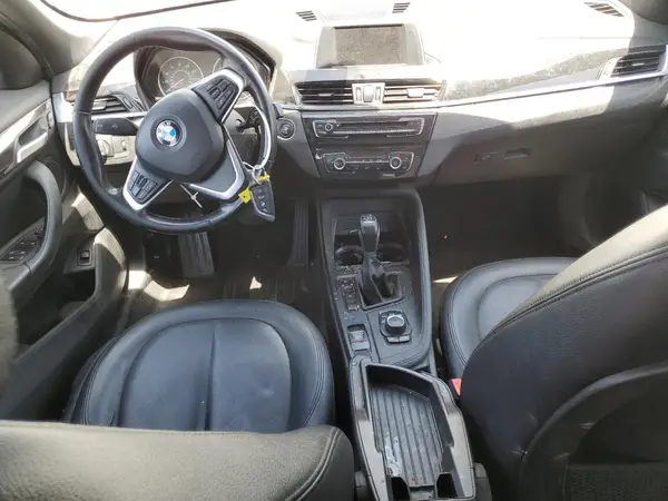 WBXHU7C3XJ5H45693 2018 BMW X1 - Image 8