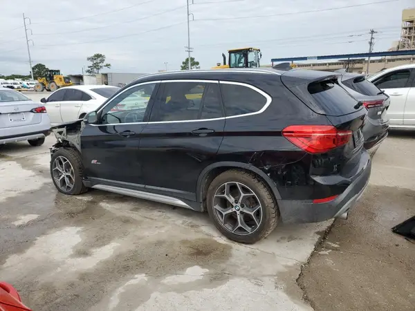 WBXHU7C3XJ5H45712 2018 BMW X1 - Image 2