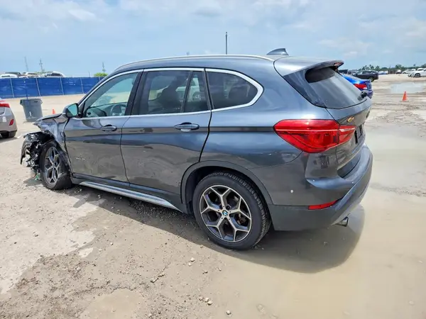 WBXHU7C3XJ5H45838 2018 BMW X1 - Image 2