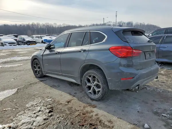 WBXHU7C3XJ5L04904 2018 BMW X1 - Image 2