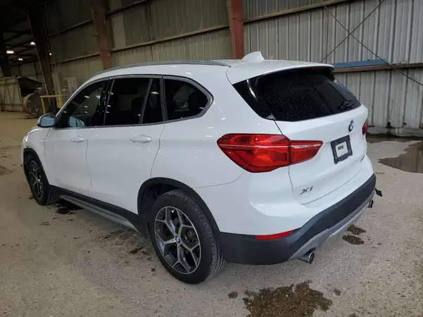 WBXHU7C3XJ5L07592 2018 BMW X1 - Image 2