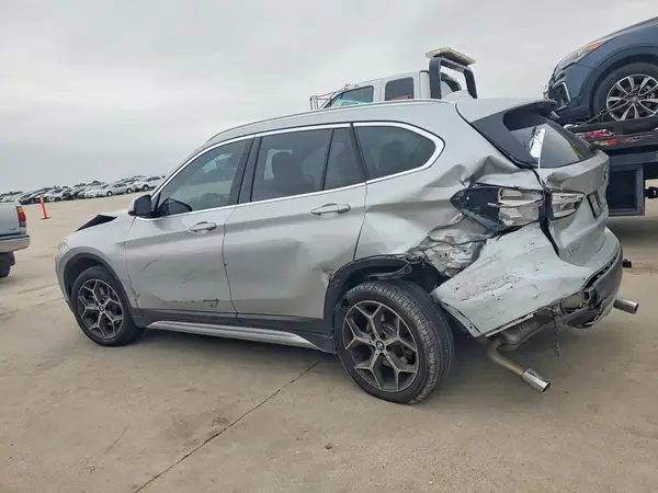 WBXHU7C50K3H44258 2019 BMW X1 - Image 2
