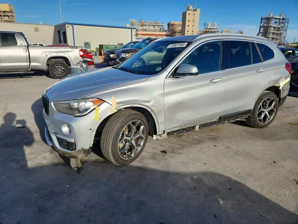 WBXHU7C52K5L10649 2019 BMW X1 - Image 1