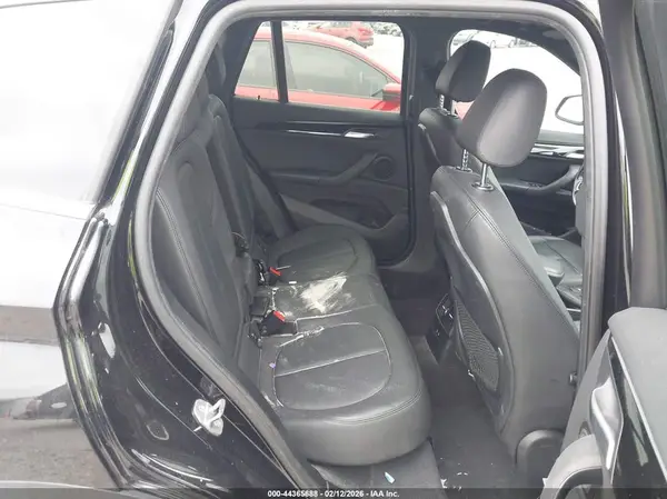 WBXHU7C52K5L11400 2019 BMW X1 - Image 8