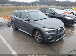 WBXHU7C52K5L12160 2019 BMW X1