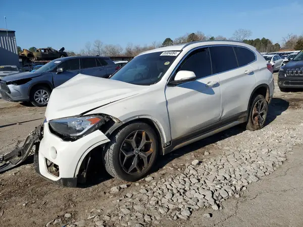 WBXHU7C53K3H45694 2019 BMW X1 - Image 1