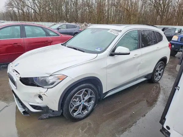 WBXHU7C54K3H45803 2019 BMW X1 - Image 1
