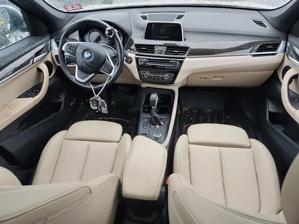 WBXHU7C54K3H45803 2019 BMW X1 - Image 8