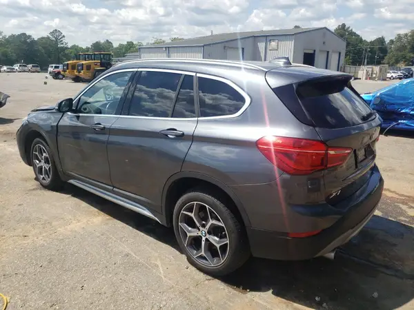 WBXHU7C54K3H46420 2019 BMW X1 - Image 2