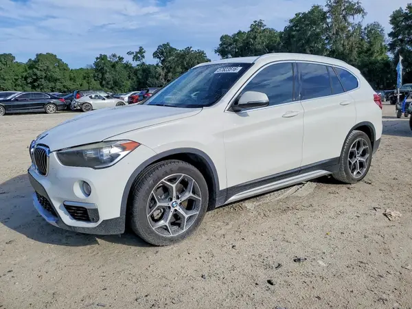 WBXHU7C54K5L10992 2019 BMW X1 - Image 1