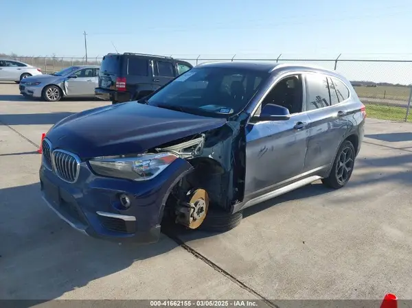 WBXHU7C54K5L11298 2019 BMW X1 - Image 2