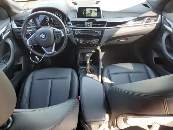 WBXHU7C54K5L12323 2019 BMW X1 - Image 8