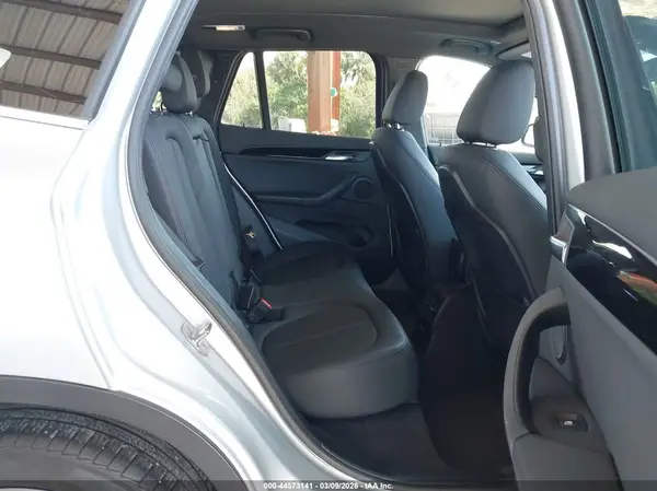 WBXHU7C55K3H45177 2019 BMW X1 - Image 8