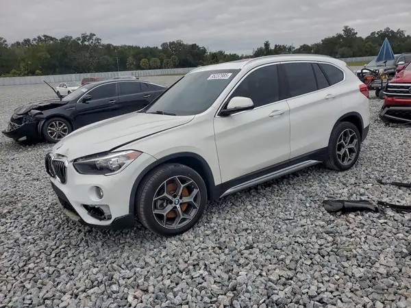 WBXHU7C55K3H46569 2019 BMW X1 - Image 1