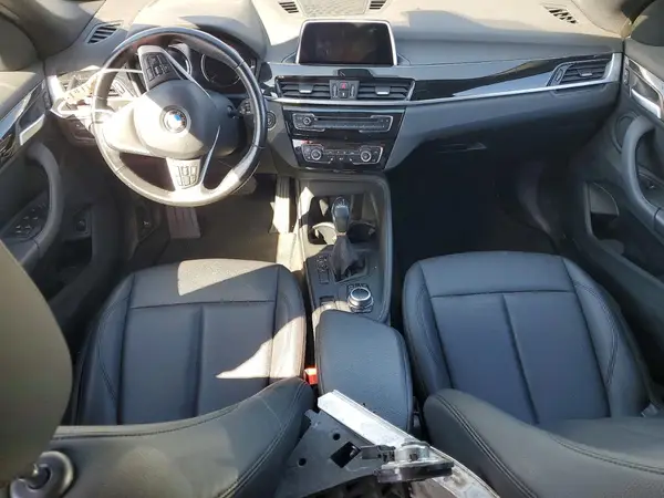 WBXHU7C56K3H45382 2019 BMW X1 - Image 8