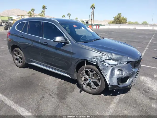 WBXHU7C57K3H46332 2019 BMW X1 - Image 1