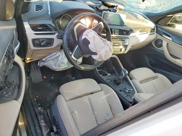 WBXHU7C57K5L10324 2019 BMW X1 - Image 8