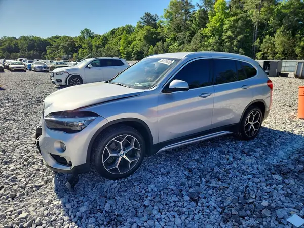 WBXHU7C57K5L10937 2019 BMW X1 - Image 1