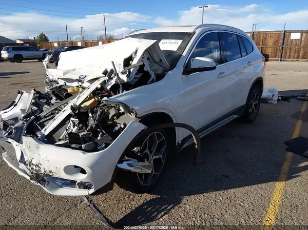 WBXHU7C58K5L09912 2019 BMW X1 - Image 2